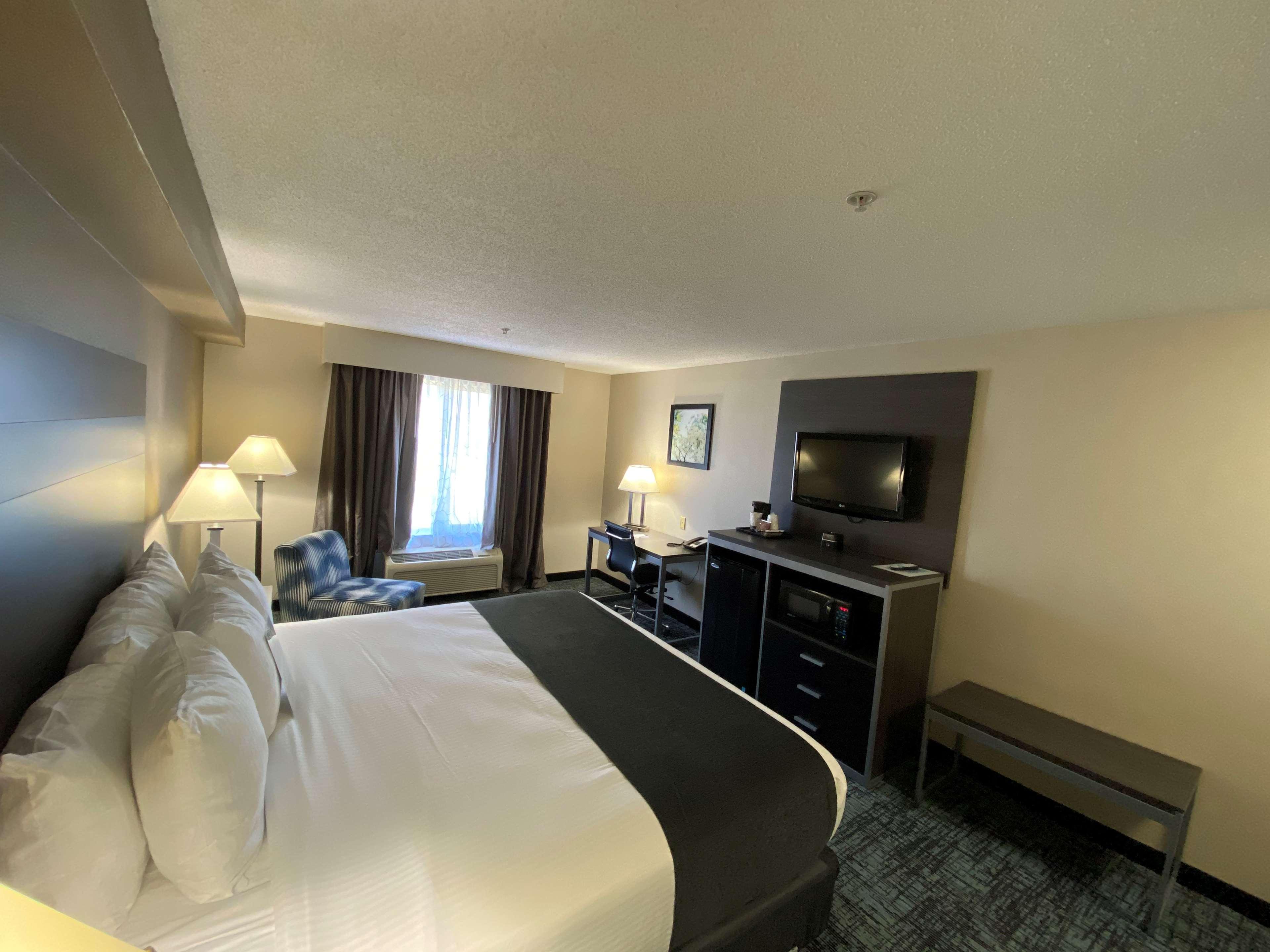 Best Western Smithfield Inn Экстерьер фото