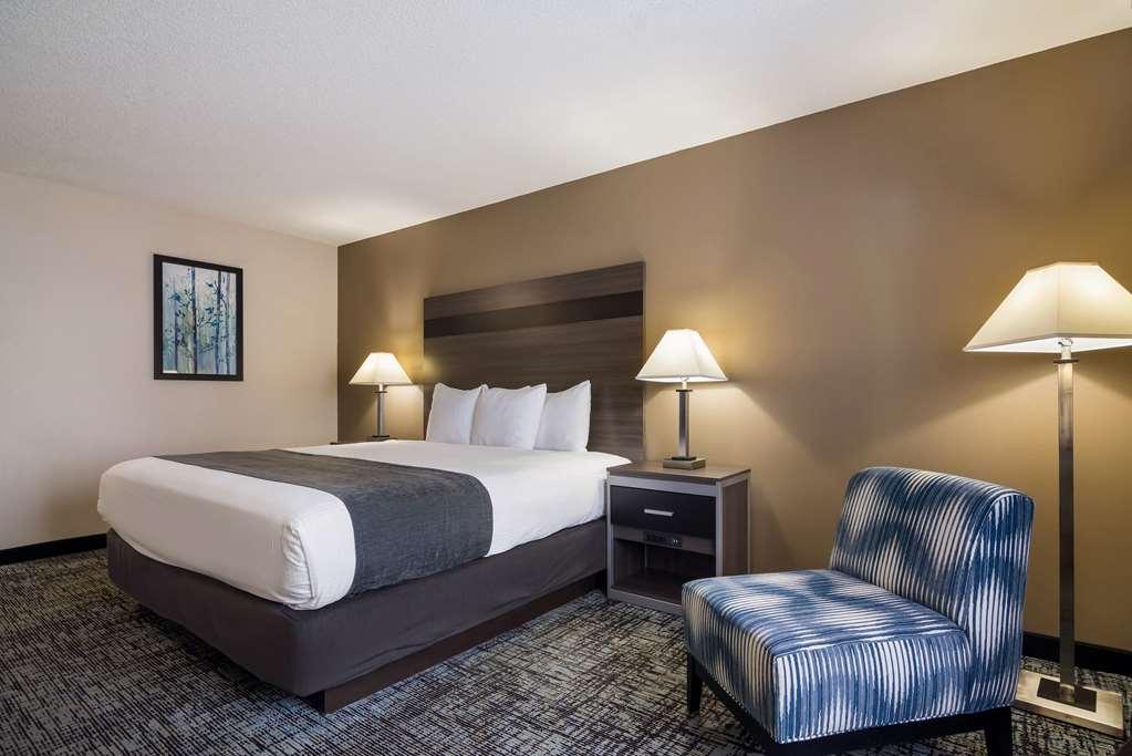 Best Western Smithfield Inn Номер фото